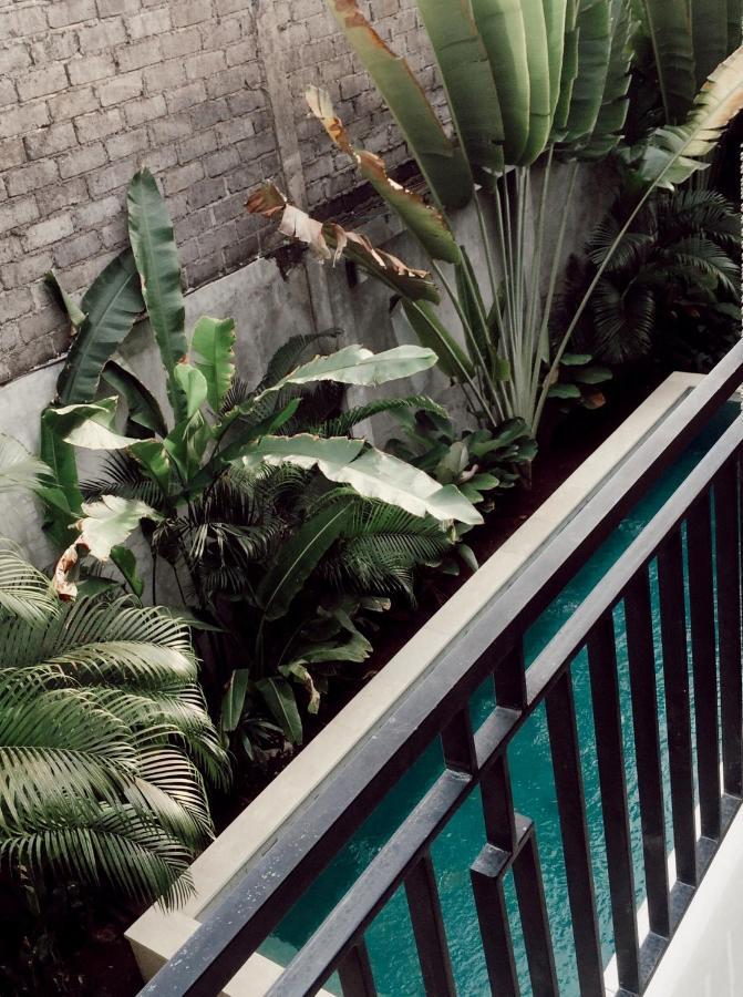 Kubu Kenak Guesthouse Seminyak  Exterior photo